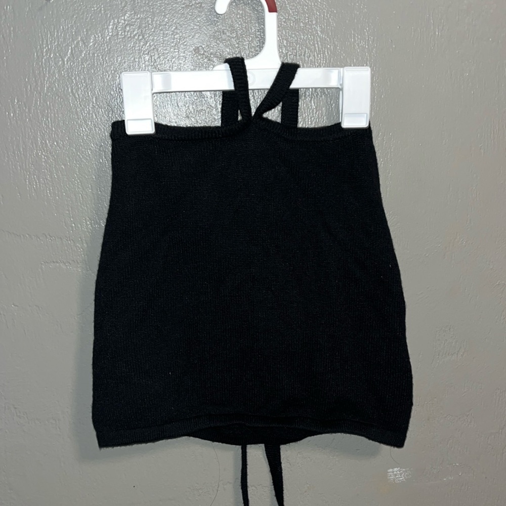 KNIT CROP